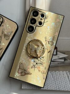 قاب موبایل آیفون پروانه نگین دار سواروسکی استندشو - تصویر 2