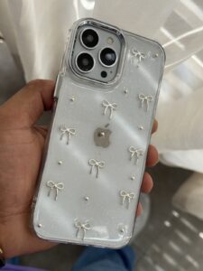 قاب موبایل ( آیفون - سامسونگ ) پاپیون ریز برجسته بیرنگ - تصویر 3