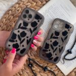 قاب موبایل آیفون لاله در شب محافظ لنزدار