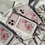 قاب گوشی کلاسیکارد لیلیوم صورتی به همراه بند آویز (Classicard Lily Pinky) - تصویر 3